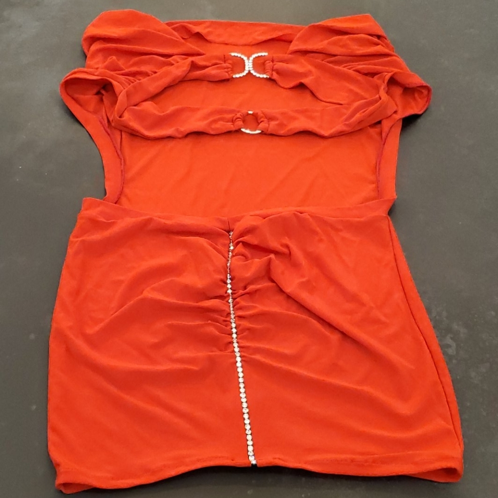 Dress - Picture 2 of 3